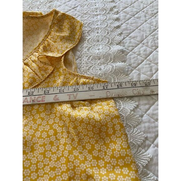 Lauren Conrad Floral Ruffle Tank Top Sleeveless Yellow V Neck Size XS - Picture 8 of 9